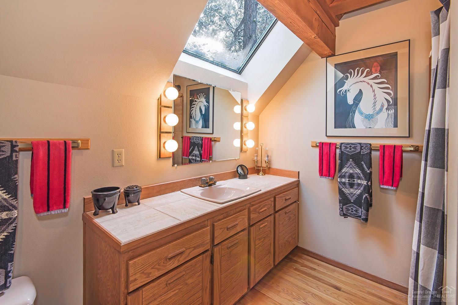 70320 Arvensis Black Butte Ranch, OR 97759 - Photo 14 of 22 Gallery Image 14