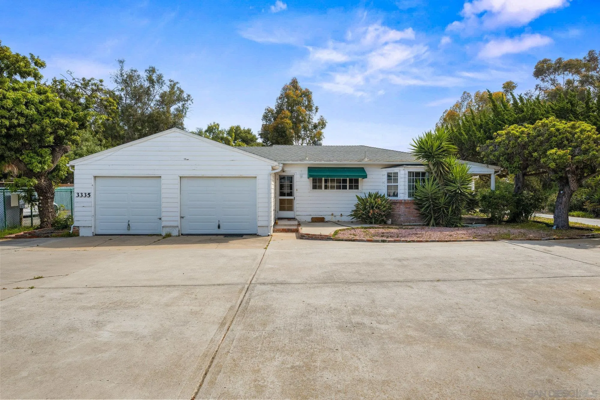 3335 Evergreen Road Bonita, CA 91902 - Photo 1 of 46 Gallery Image 1