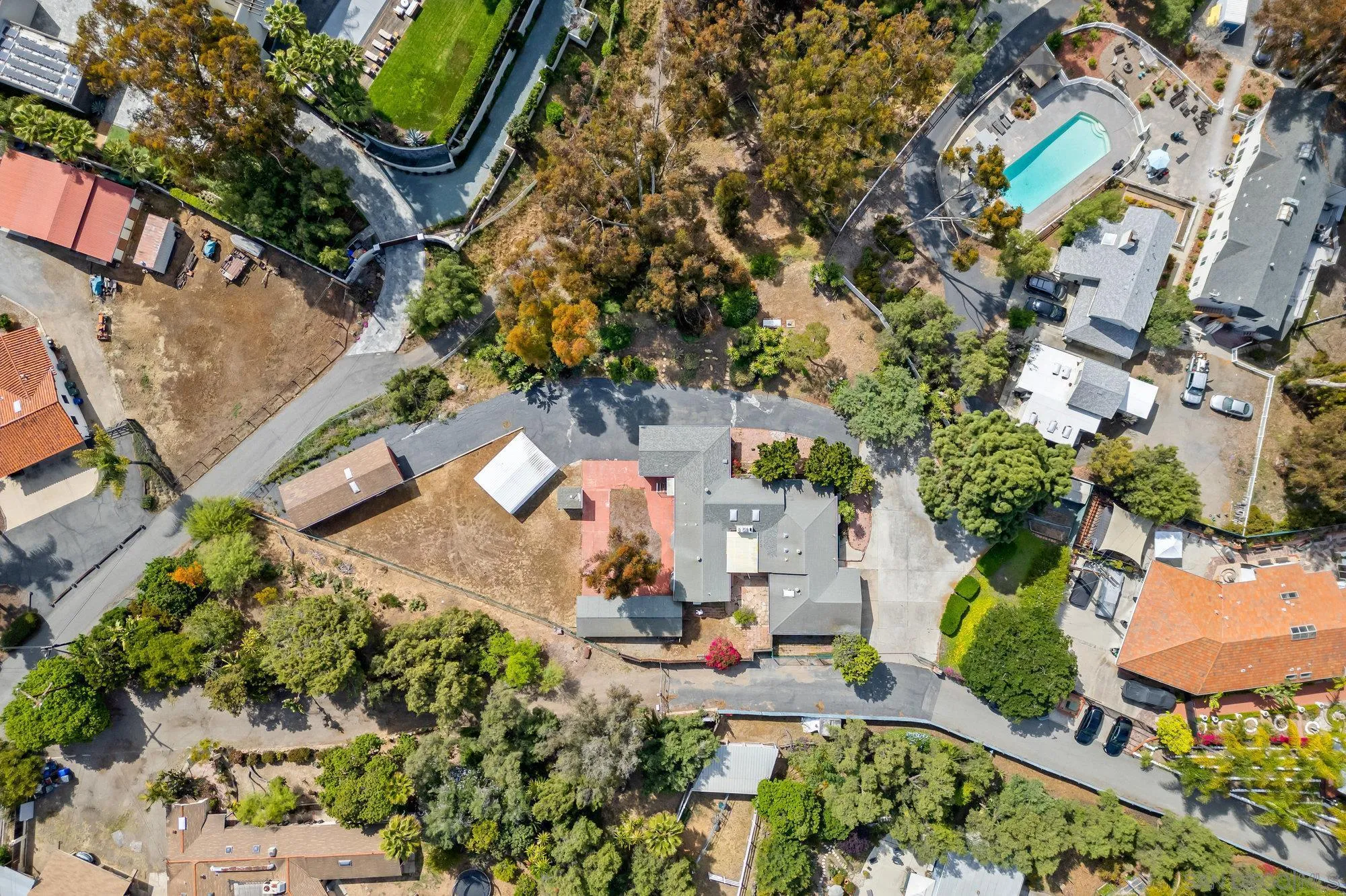 3335 Evergreen Road Bonita, CA 91902 - Photo 36 of 46 Gallery Image 36