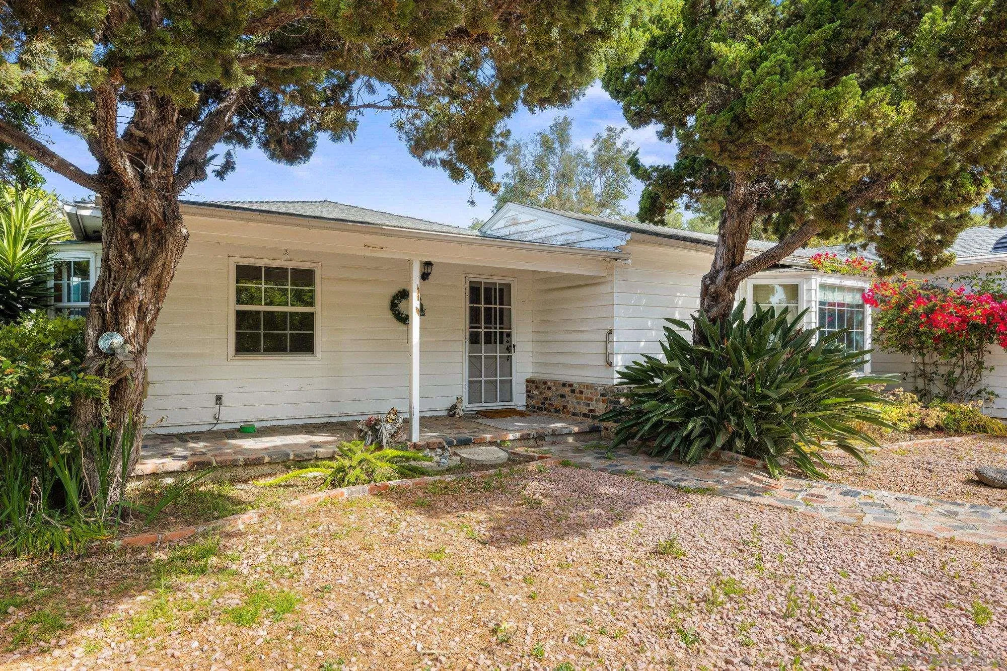 3335 Evergreen Road Bonita, CA 91902 - Photo 7 of 46 Gallery Image 7