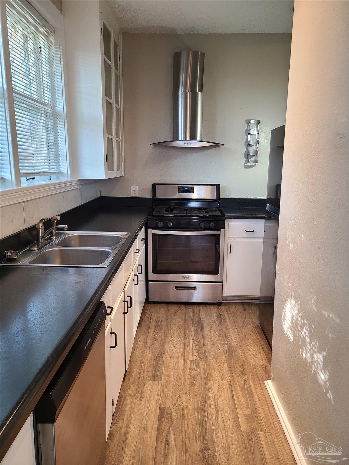 112 West La Rua Street Pensacola, FL 32501 - Photo 4 of 21