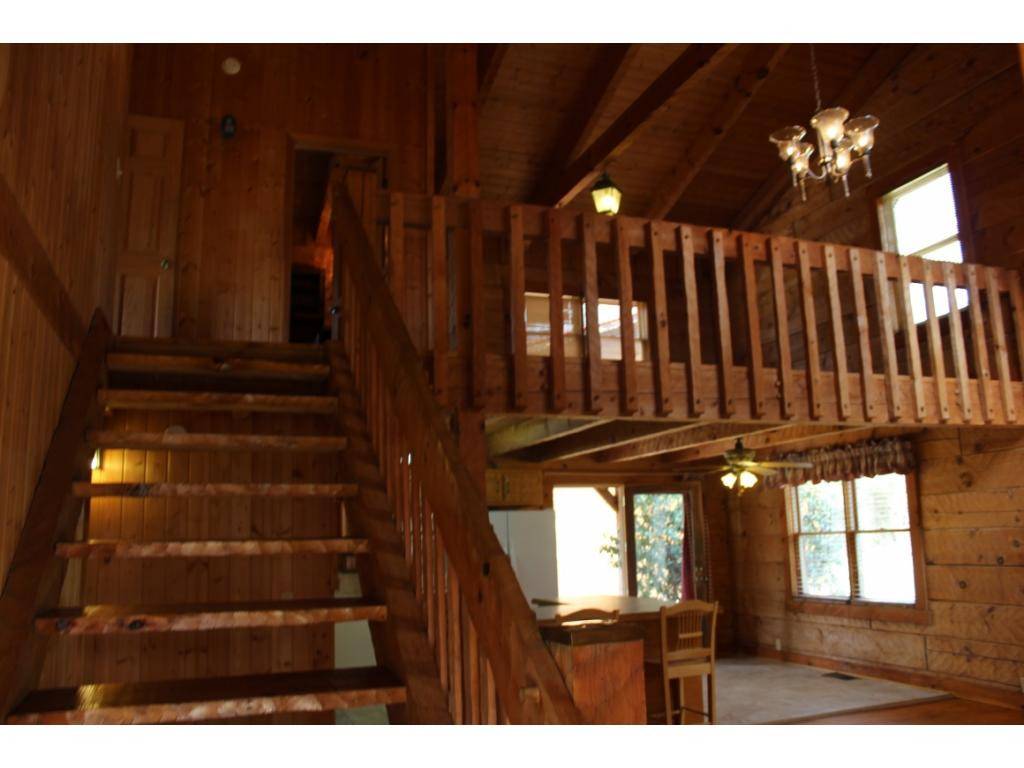 115 Oliver Edwards Road Jonesborough, TN 37659 - Photo 12 of 36 Beautiful Staircase