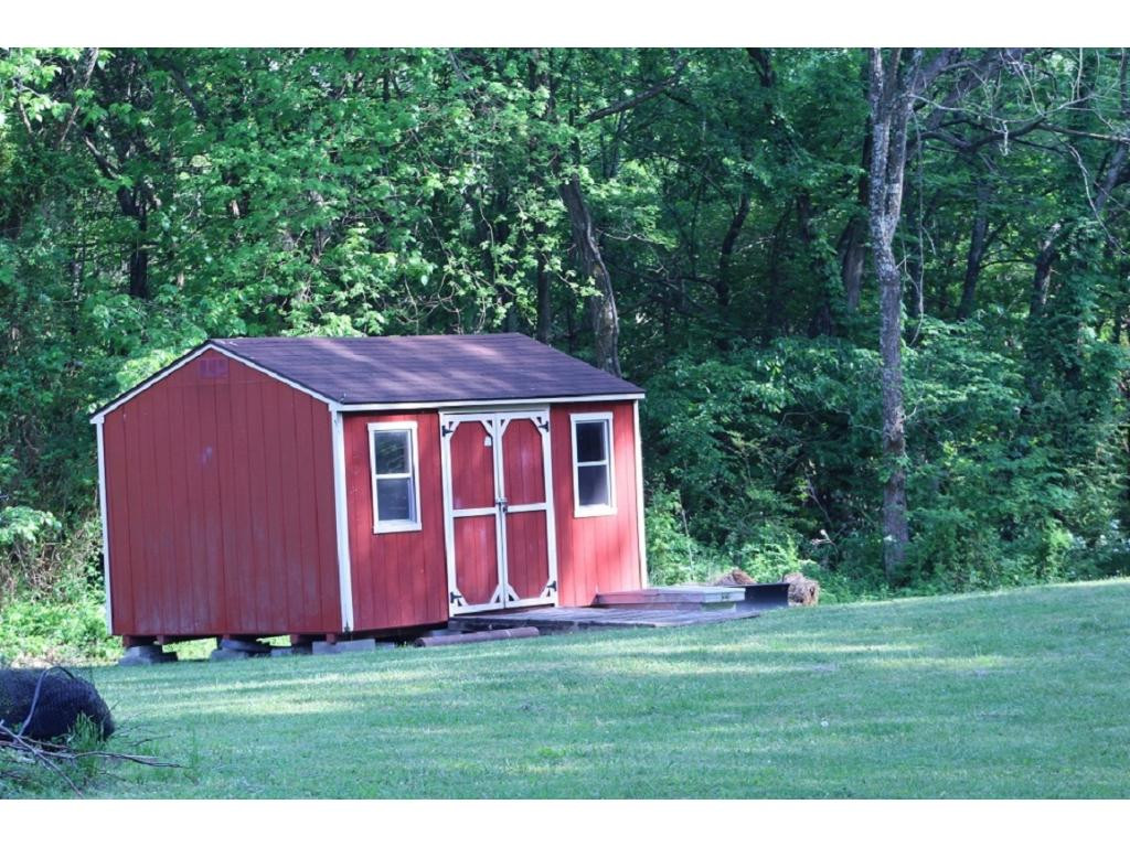 115 Oliver Edwards Road Jonesborough, TN 37659 - Photo 32 of 36 Nice Storage Building