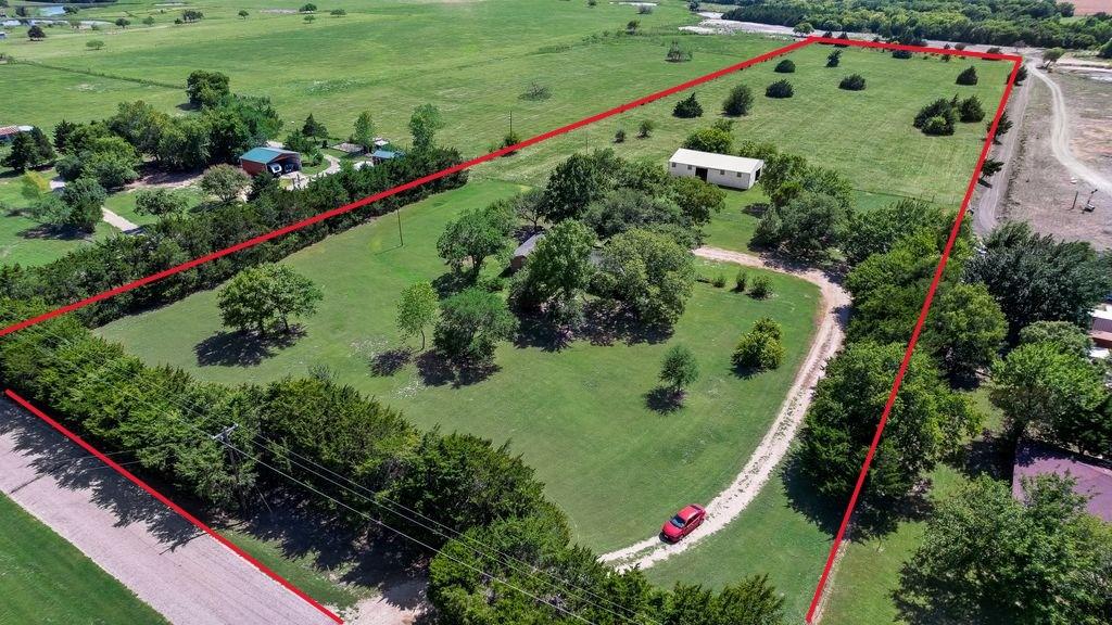 824 Batchler Road Red Oak, TX 75154 - Photo 1 of 28 Gallery Image 1