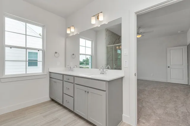 $2,450 | 2007 Bauer Drive, Unit E, Houston, TX 77080