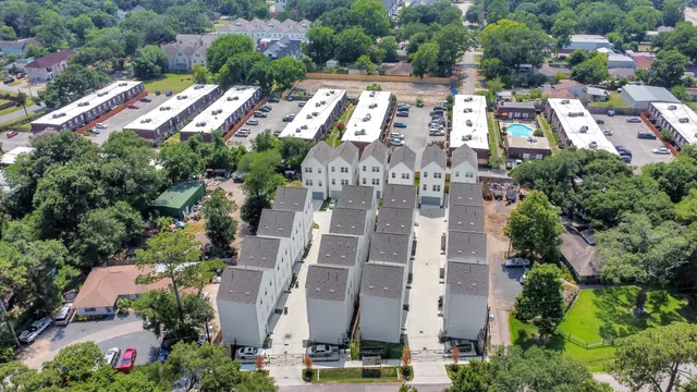 $2,450 | 2007 Bauer Drive, Unit E, Houston, TX 77080