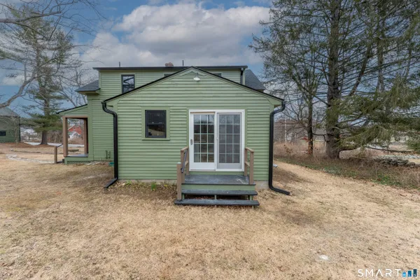 $474,900 | 125 Hagstrom Road, Thompson, CT 06255