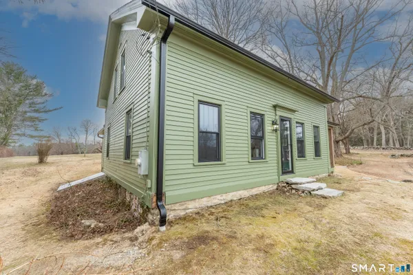 $474,900 | 125 Hagstrom Road, Thompson, CT 06255