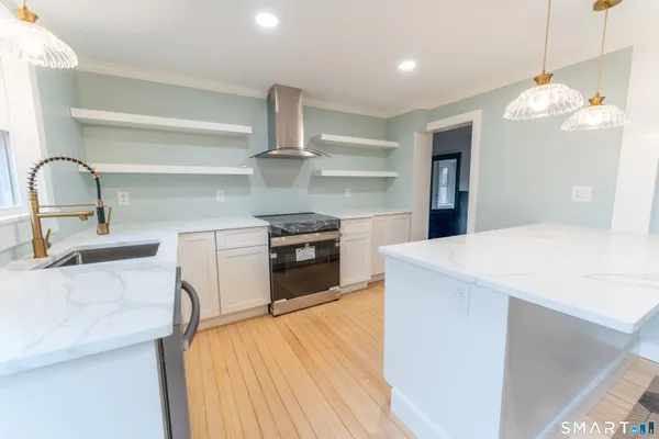 $474,900 | 125 Hagstrom Road, Thompson, CT 06255