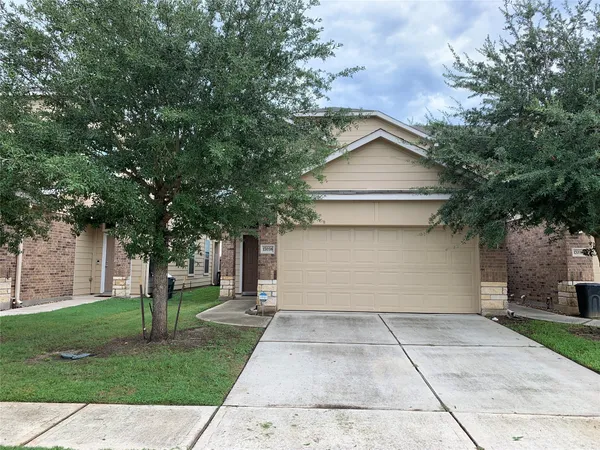 $1,950 | 17038 Wilthorne Gardens Court, Houston, TX 77084