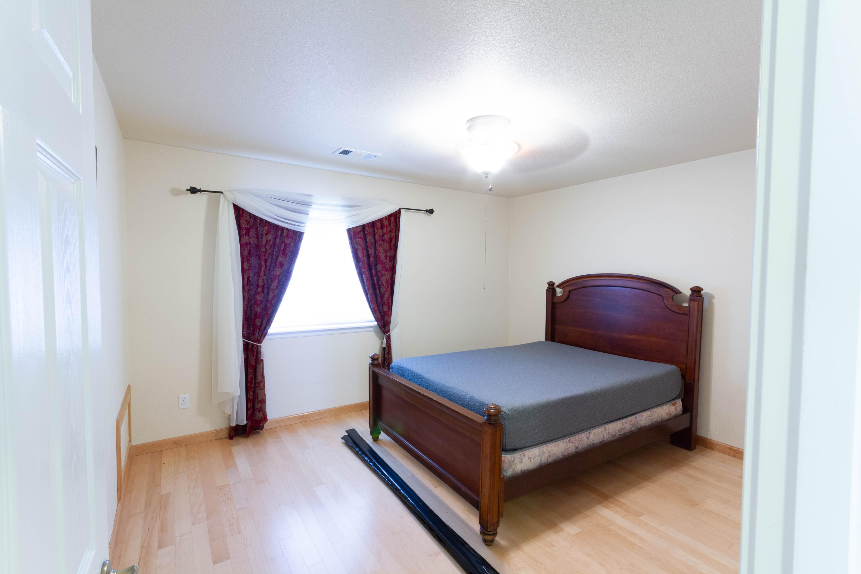 920 Ridgeview Drive Eagle Point, OR 97524 - Photo 12 of 20 13