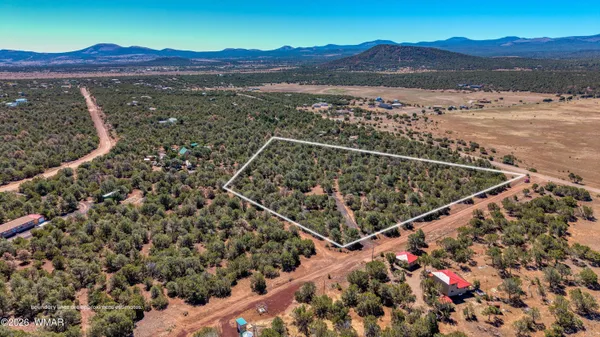 $150,000 | 12 N3139, Vernon, AZ 85940