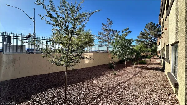 $1,450 | 9000 South Las Vegas Boulevard, Unit 1047, Las Vegas, NV 89123