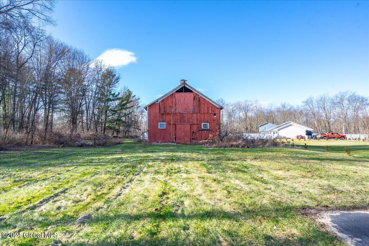 159 Meadowbrook Road Queensbury, NY 12804 - Photo 3 of 66 68-159 Meadowbrook-43
