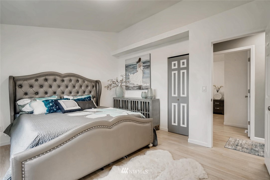 532 Northeast 98th Street Seattle, WA 98115 - Photo 19 of 37