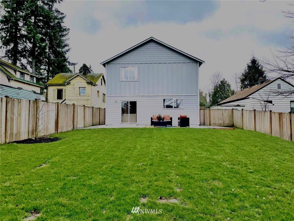 532 Northeast 98th Street Seattle, WA 98115 - Photo 34 of 37