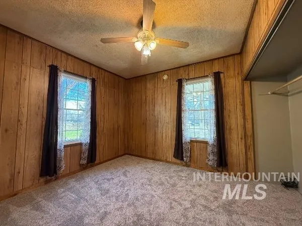 $322,500 | 902 East Main Street, Weiser, ID 83672