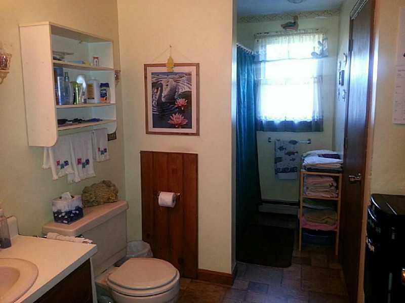 191 North Reynolds Road Winslow, ME 04901 - Photo 12 of 21 Bathroom.