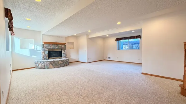 $510,000 | 4490 29th Street Southeast, Rochester, MN 55904