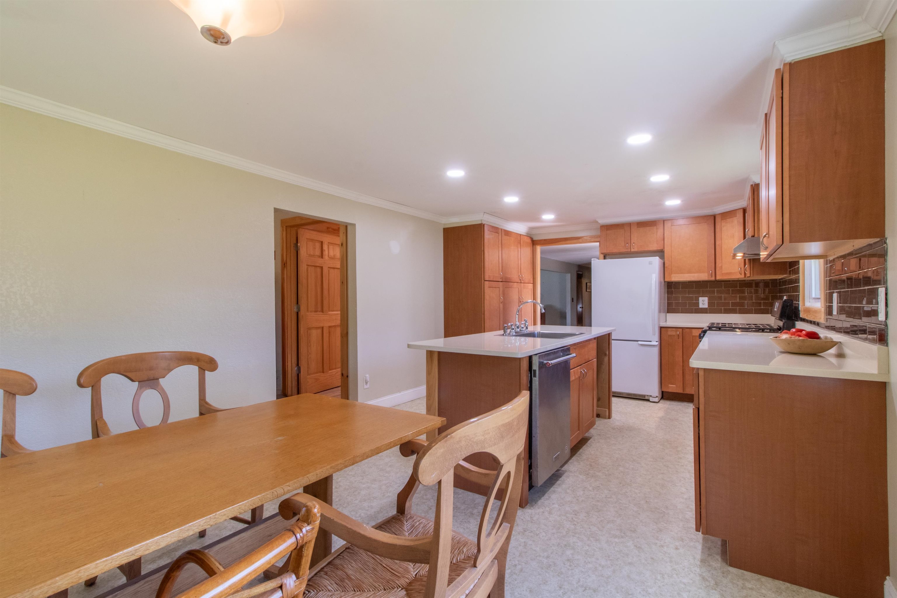 3041 Cross Road Jay, VT 05859 - Photo 16 of 35
