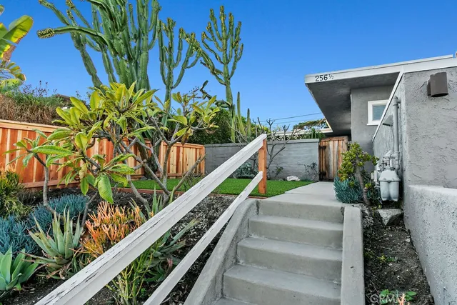 $2,850 | 256 1/2 Avenida Madrid, Unit B, San Clemente, CA 92672