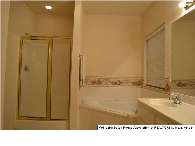 3403 Spencer Court Baton Rouge, LA 70809 - Photo 7 of 10