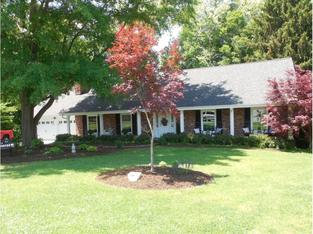 2012 Lynwood Road Kingsport, TN 37660 - Photo 1 of 36 Photo 1