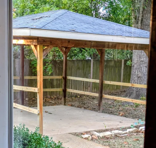 $289,000 | 901 North Azalea Drive, Tyler, TX 75701