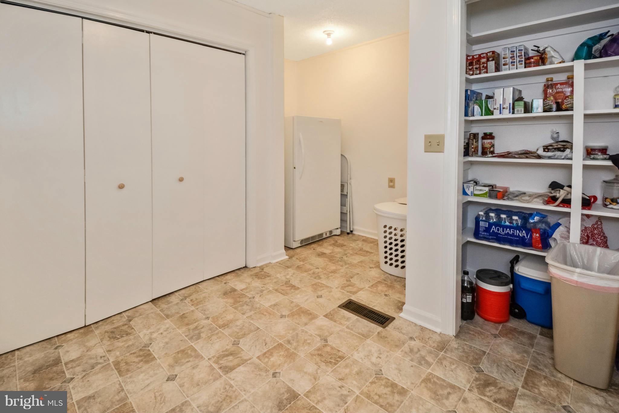 6105 Ridge Tree Road Fredericksburg, VA 22407 - Photo 22 of 26 Laundry Room
