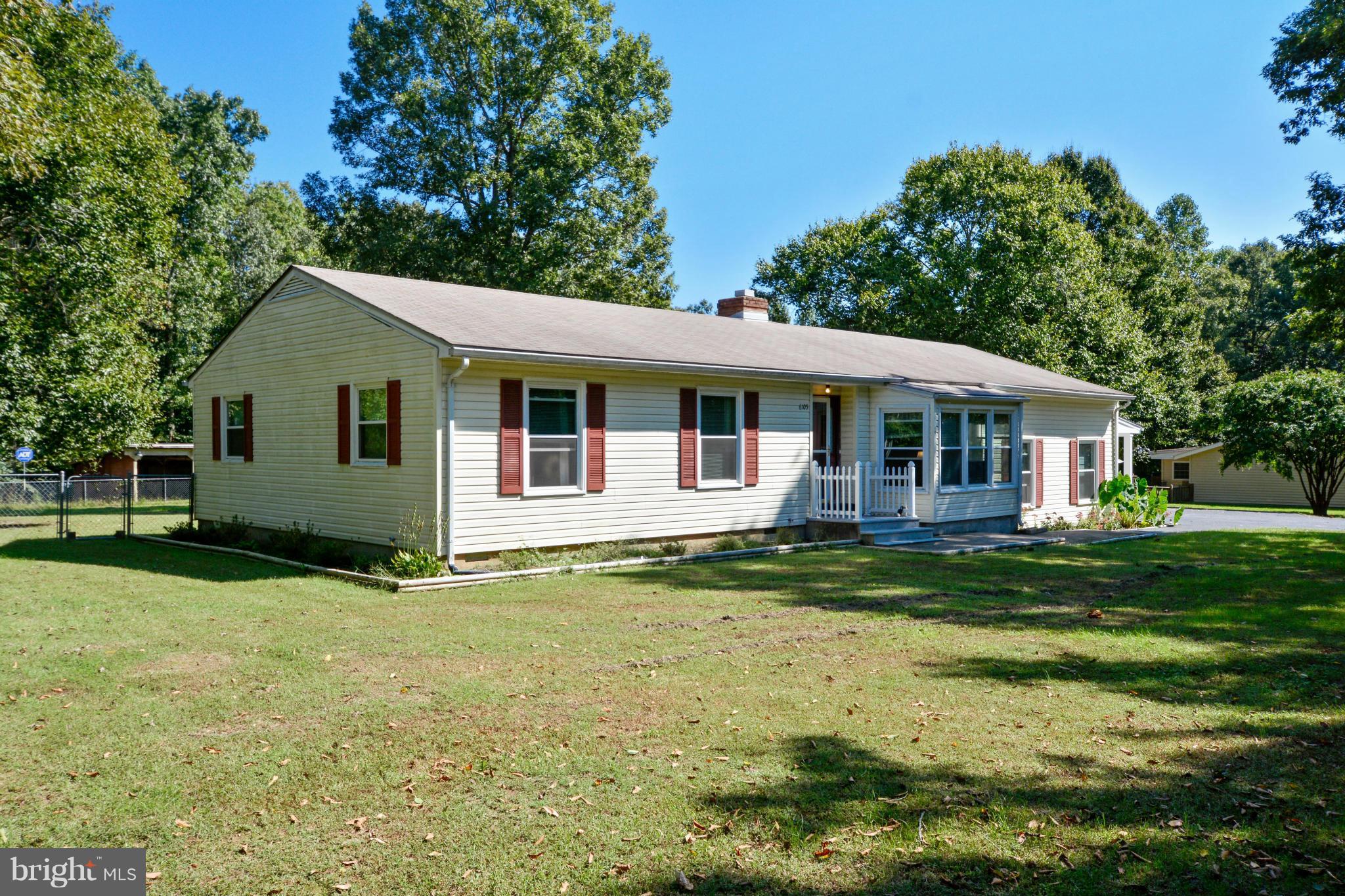 Exterior (Front)
