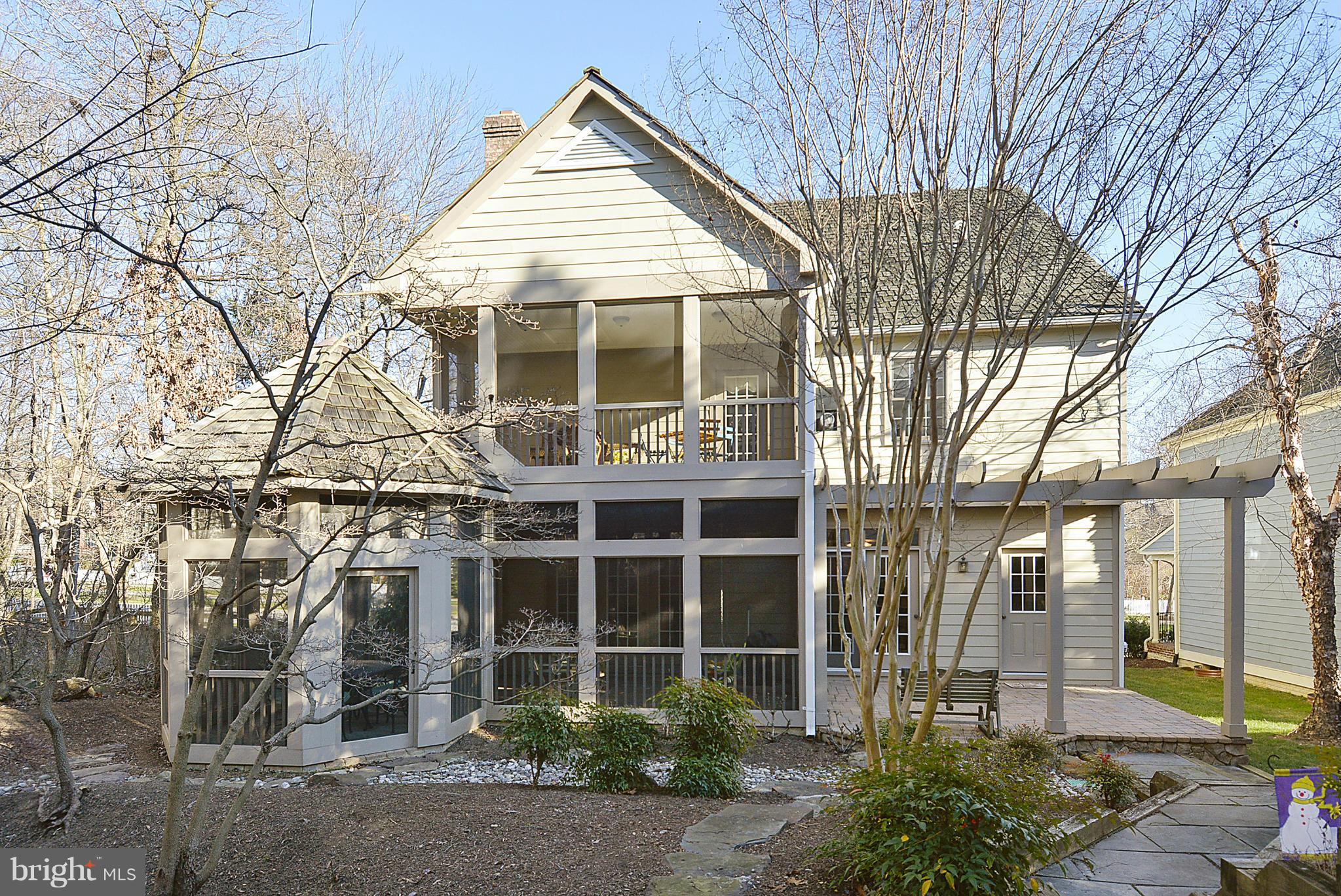 326 Tschiffely Square Road Gaithersburg, MD 20878 - Photo 30 of 30 Back Elevation