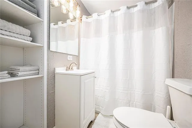 $200,000 | 16208 East Sea Avenue, Independence, MO 64050