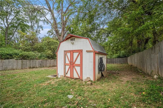 $200,000 | 16208 East Sea Avenue, Independence, MO 64050