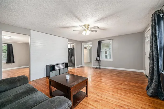 $200,000 | 16208 East Sea Avenue, Independence, MO 64050