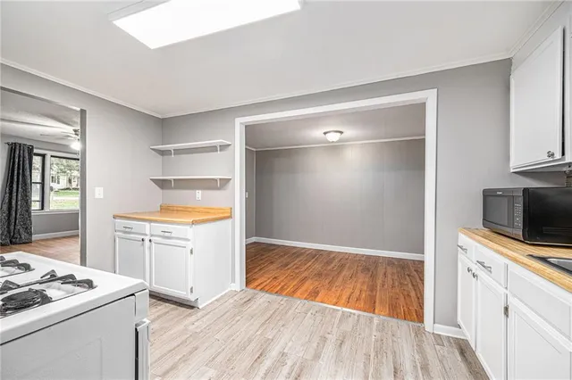 $200,000 | 16208 East Sea Avenue, Independence, MO 64050