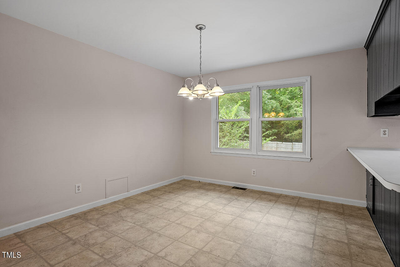 5808 Meadowbrook Road Raleigh, NC 27603 - Photo 9 of 18 Dining Area