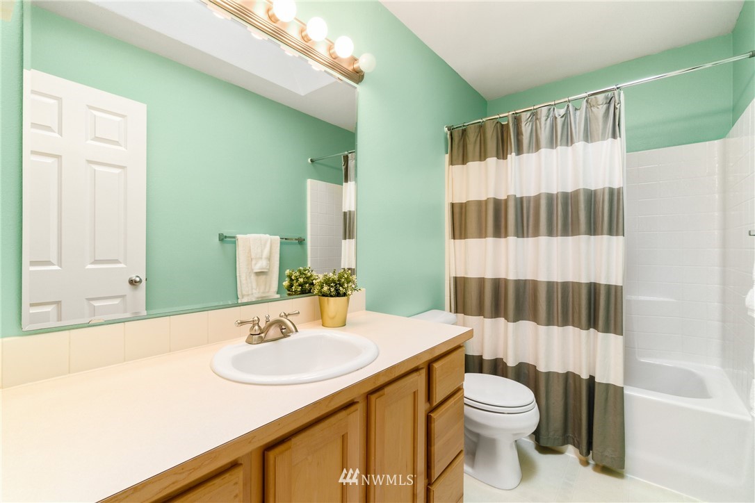 120 170th Street Southeast Bothell, WA 98012 - Photo 14 of 22