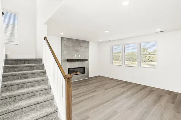 $476,990 | 1556 Oak Springs Drive, Columbia, TN 38401