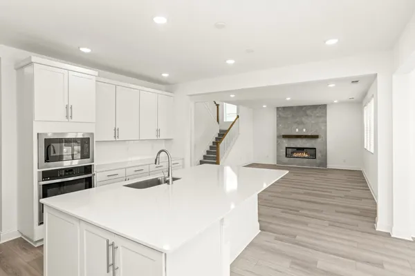 $476,990 | 1556 Oak Springs Drive, Columbia, TN 38401