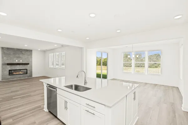 $476,990 | 1556 Oak Springs Drive, Columbia, TN 38401