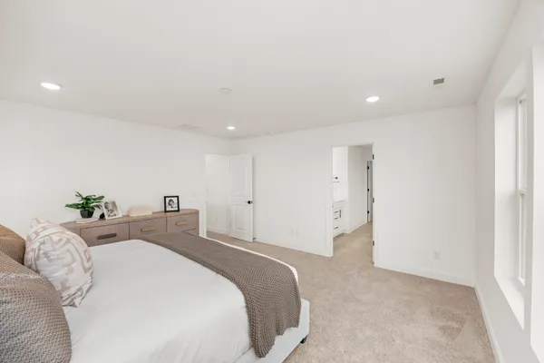 $476,990 | 1556 Oak Springs Drive, Columbia, TN 38401