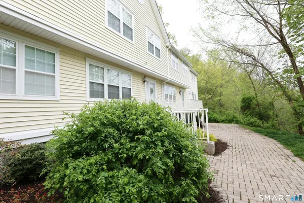 $3,475 | 633 Danbury Road, Unit 22, Ridgefield, CT 06877