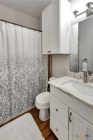 $999,998 | 202 Prairie View Road, Victoria, TX 77904