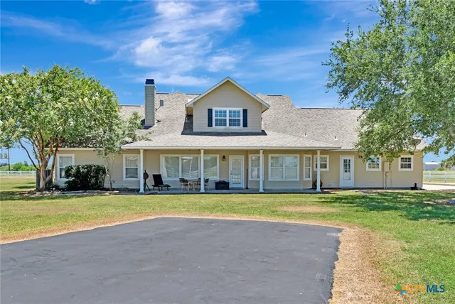 $999,998 | 202 Prairie View Road, Victoria, TX 77904