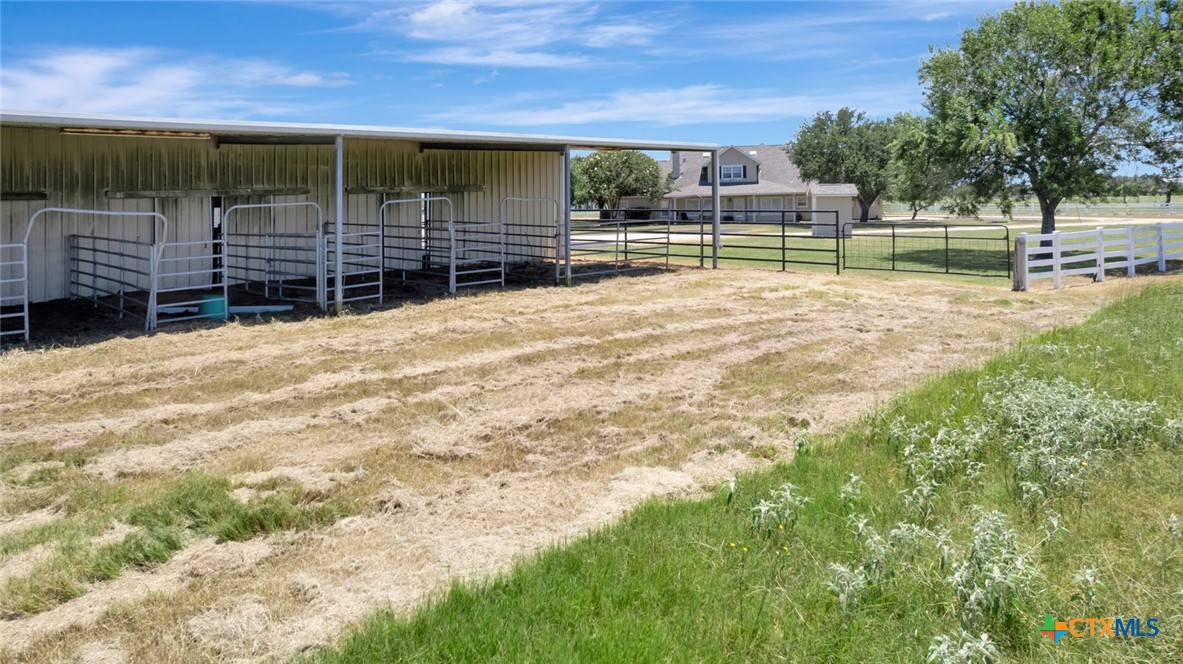 202 Prairie View Road Victoria, TX 77904 - Photo 32 of 47 a view of house with a backyard