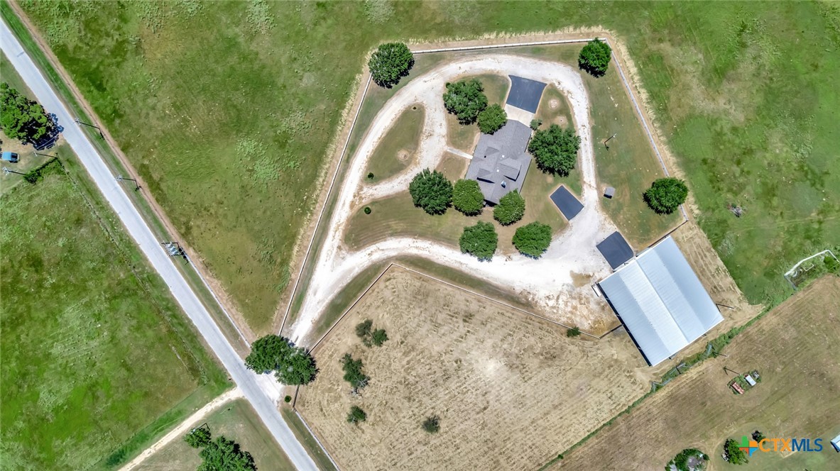 202 Prairie View Road Victoria, TX 77904 - Photo 43 of 47 an aerial view of a house with a yard