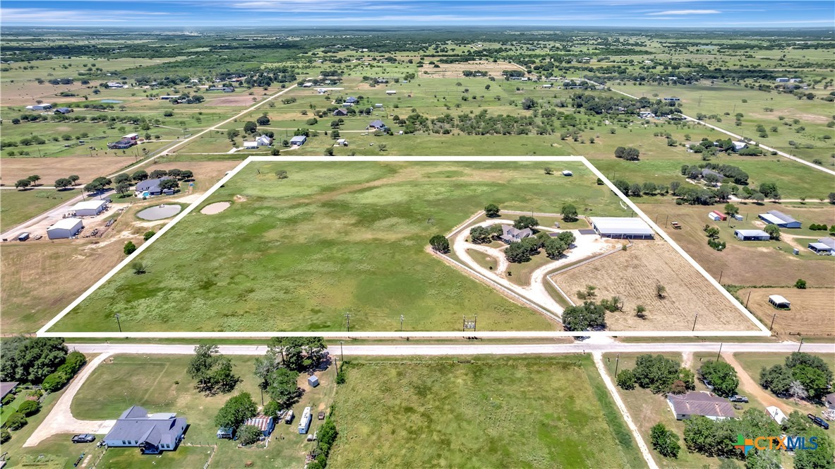 202 Prairie View Road Victoria, TX 77904 - Photo 47 of 47 a view of a swimming pool