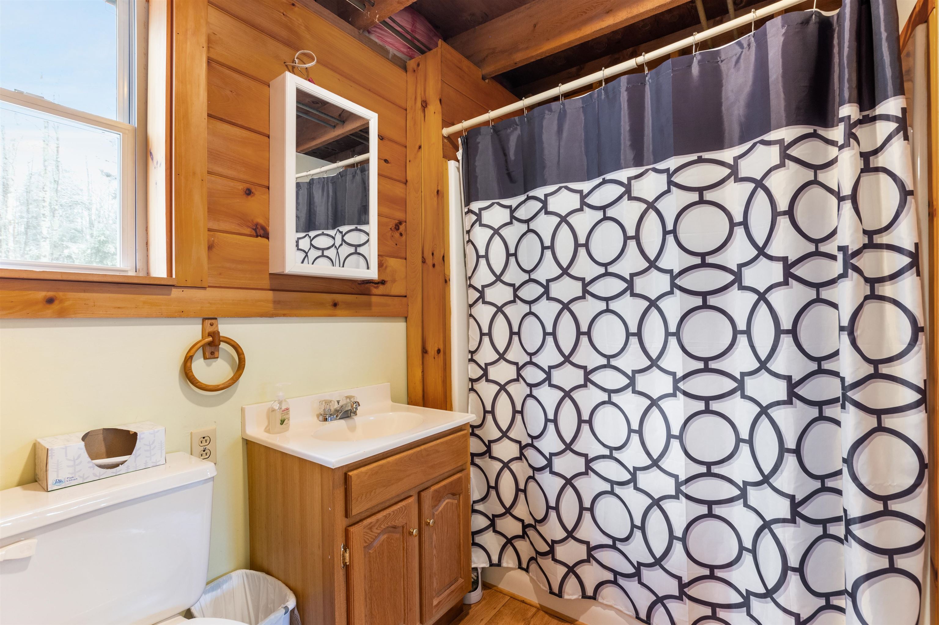 107 Lakeview Drive Errol, NH 03579 - Photo 15 of 57