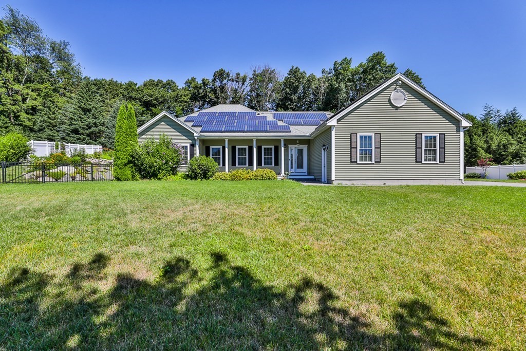 5 Ricks Way Methuen, MA 01844 - Photo 4 of 36 Gallery Image 4