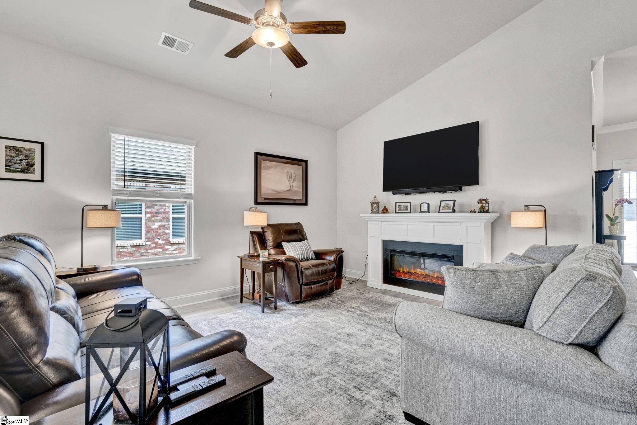 106 Red Holw Road Simpsonville, SC 29681 - Photo 5 of 44